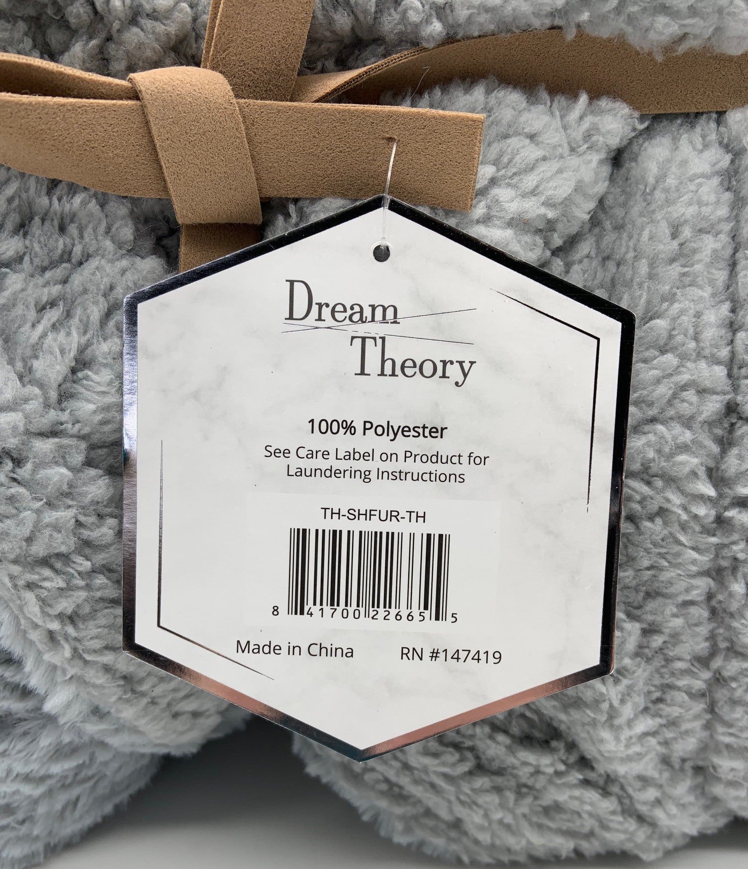 Dream Theory- Luxury Faux Fur to Sherpa Throw